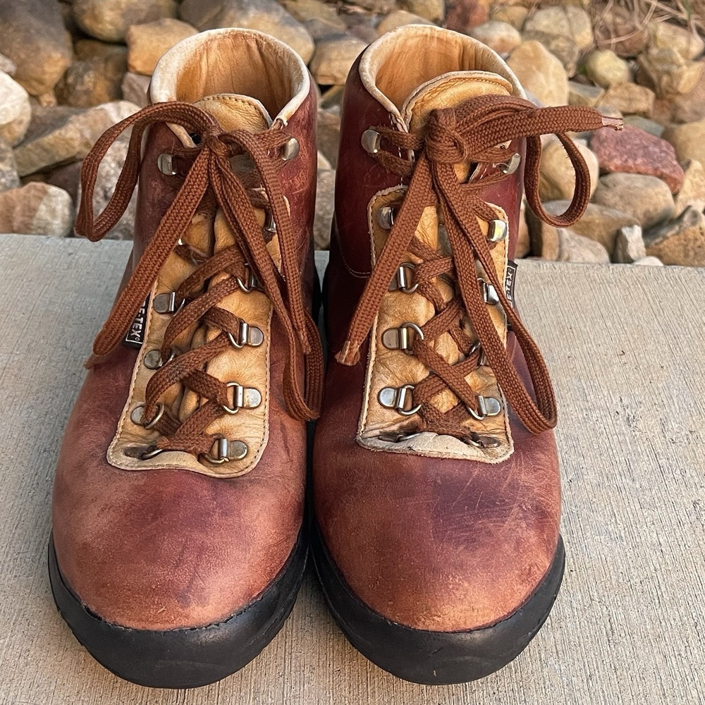 Vintage Vasque Mens Sz 9.5 Skywalker Hiking Boots Red Brown Leather Laceup